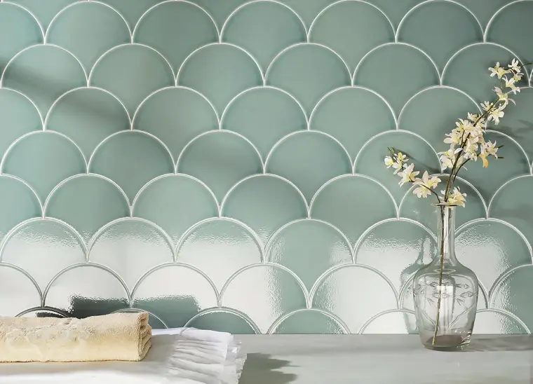 Πλακάκια Amadis Tiles Crackle Scale — κεραμικό λευκής πάστας, μονόχρωμο, γυαλιστερό, 15,5×17 cm