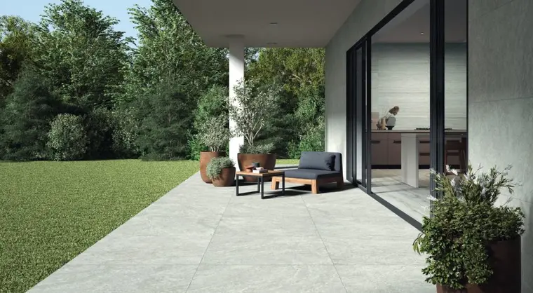 Castelvetro Ceramiche Roma 2cm — πορσελανάτο πλακάκι δαπέδου και τοίχου με όψη τραβερτίνη, για εσωτερικούς και εξωτερικούς χώρους
