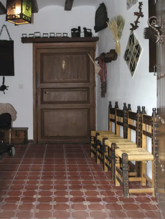 Cristal Cerámicas S.A. (Cristacer) SEVILLA — κεραμικό πλακάκι κόκκινης πάστας δαπέδου με όψη πέτρας
