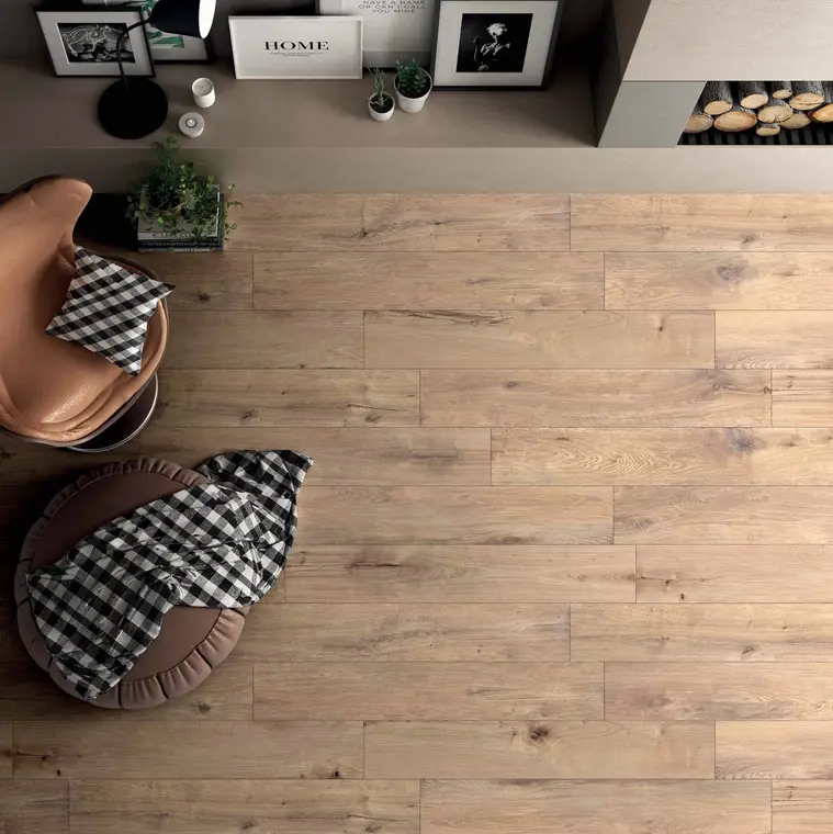 Dado Ceramica Essenze — πορσελανάτο πλακάκι δαπέδου και τοίχου με όψη ξύλου, για εσωτερικούς και εξωτερικούς χώρους