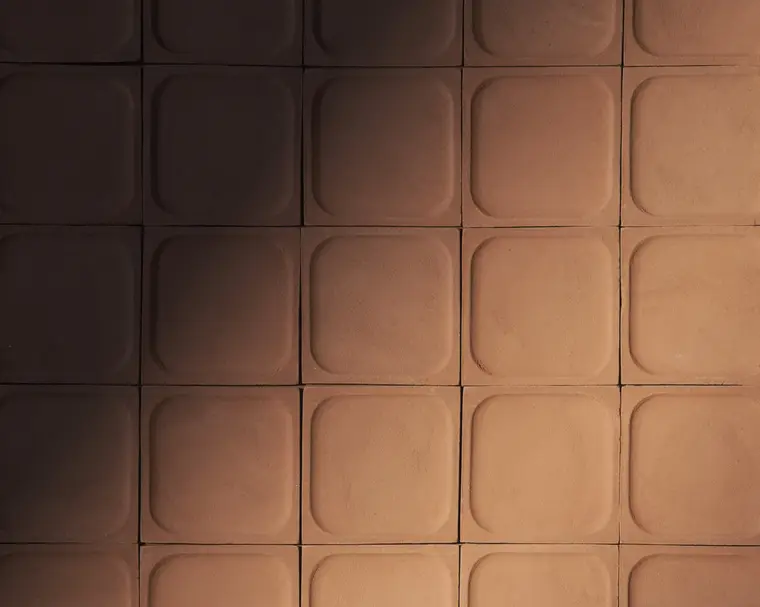 Fornace Brioni Void Wallcovering — κεραμικό πλακάκι κόκκινης πάστας τοίχου σε ενιαίο χρώμα