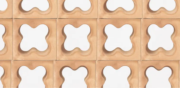 Maora Ceramica Flor — κεραμικό πλακάκι κόκκινης πάστας με διακοσμητικό σχέδιο