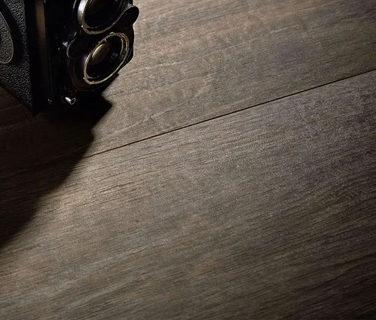 Marazzi Treverkdear — πλακάκι με όψη ξύλου, για εσωτερικούς και εξωτερικούς χώρους