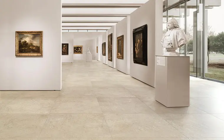 Margres Slabstone — πορσελανάτο πλακάκι δαπέδου και τοίχου με όψη πέτρας, για εσωτερικούς και εξωτερικούς χώρους