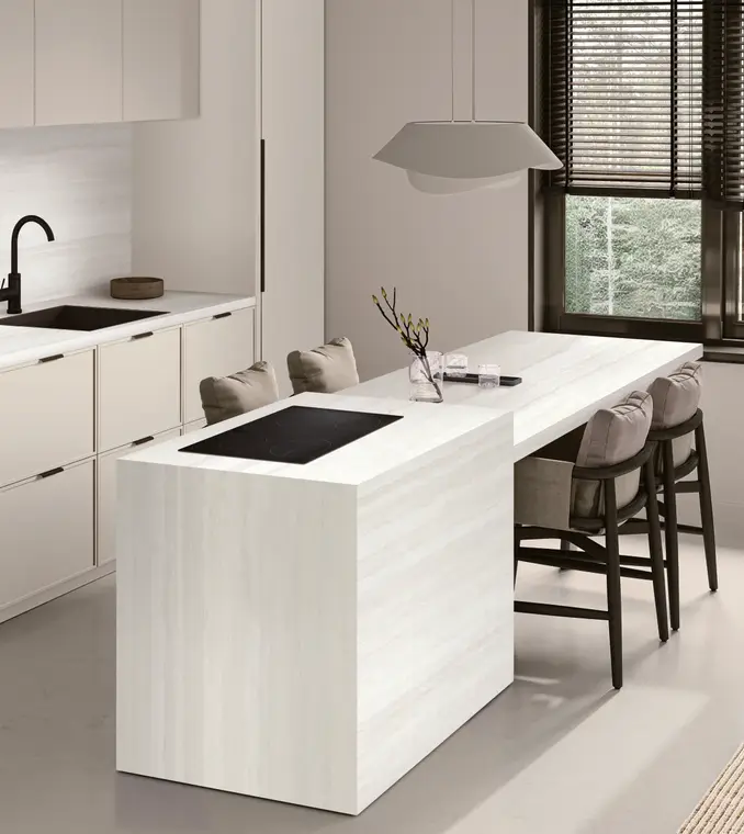 NuovoCorso Travertino Blanc — πορσελανάτο πλακάκι δαπέδου και τοίχου με όψη τραβερτίνη