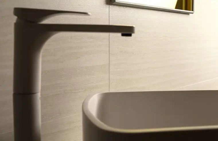 Porcelanite Dos Tívoli — πορσελανάτο πλακάκι δαπέδου και τοίχου με όψη μαρμάρου, για εσωτερικούς και εξωτερικούς χώρους