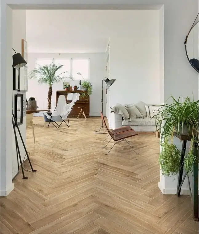 Ragno Woodglam — πορσελανάτο πλακάκι δαπέδου και τοίχου με όψη ξύλου